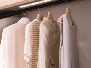 Akuga LED valgusti viipesensoriga