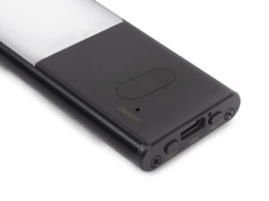 Akuga LED valgusti puuteanduriga